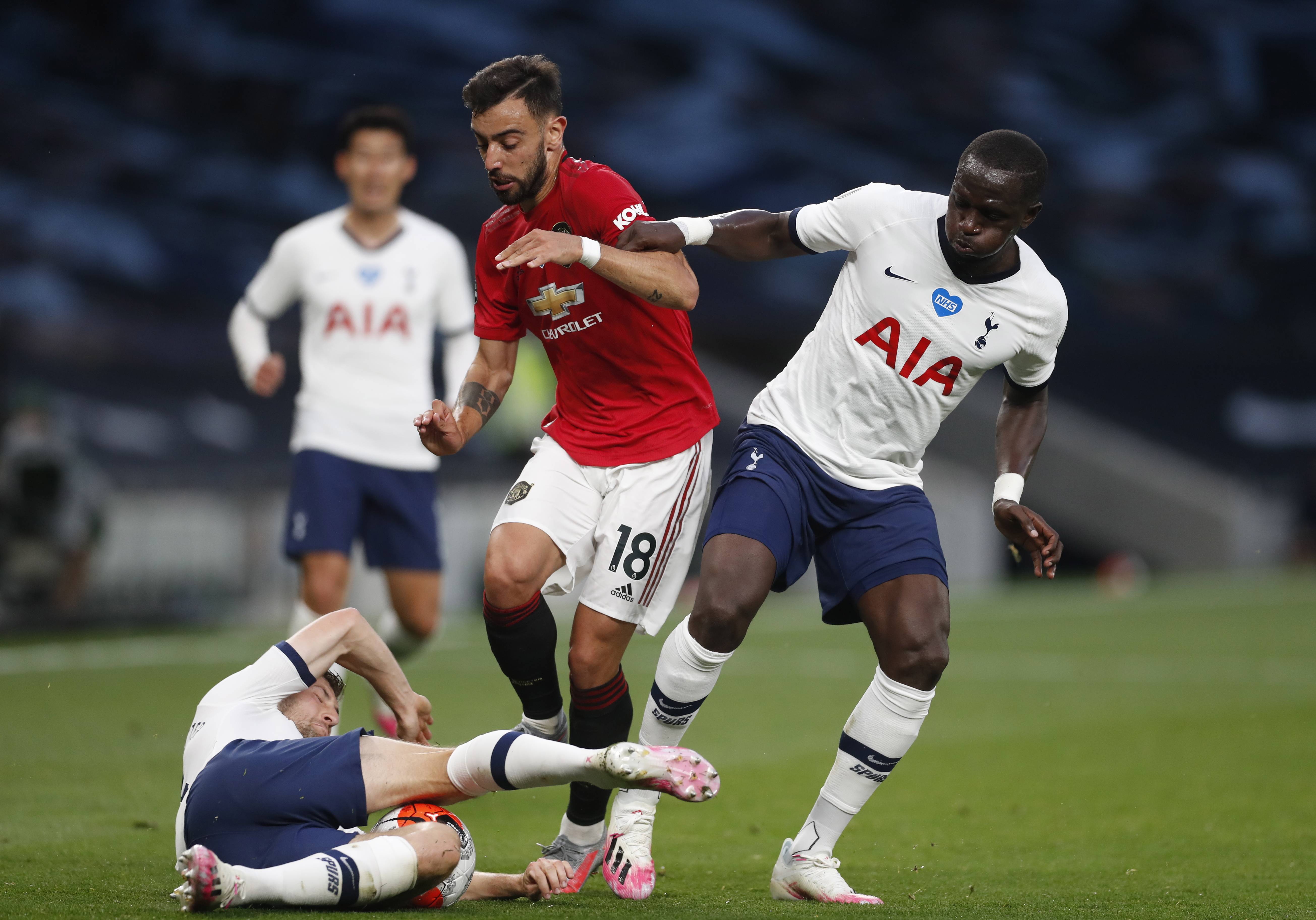 求突圍的明 求突圍的明