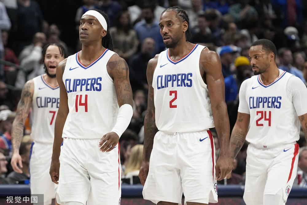 的更衣室管 的更衣室管